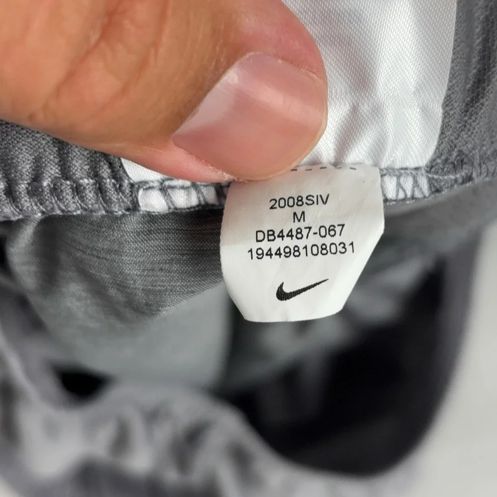 Nike Dri-FIT Running Shorts Womens M Gray 3 In Lined Athletic Pockets DB4487-067